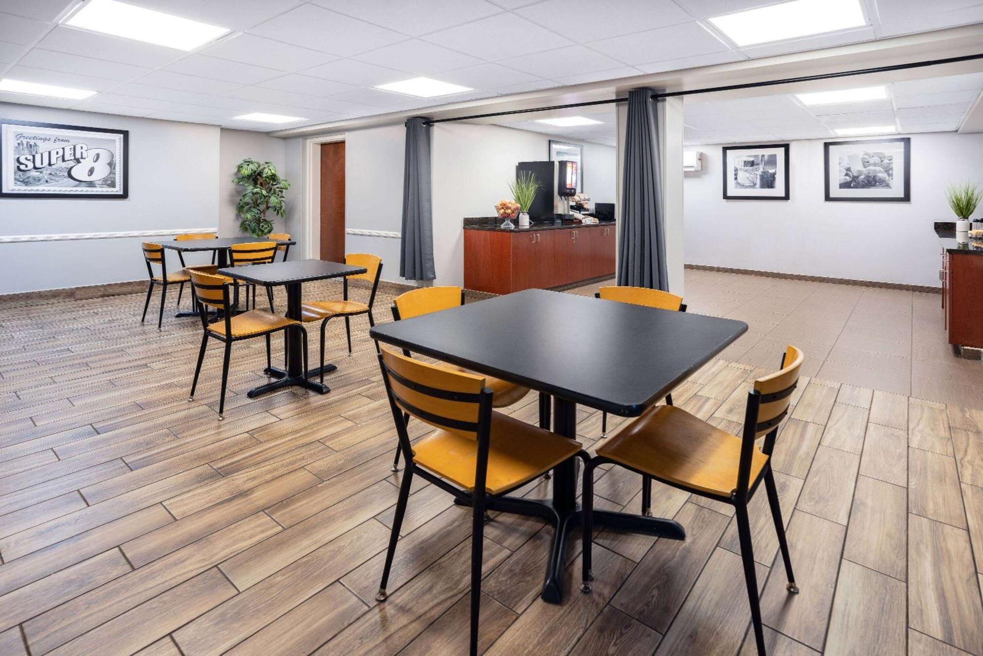 Super 8 By Wyndham Mount Laurel Hotel Ngoại thất bức ảnh